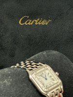 Laden Sie das Bild in den Galerie-Viewer, Cartier Panthère Armbanduhr W4PN0007
