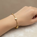 Laden Sie das Bild in den Galerie-Viewer, 585er Gelbgold Armband mit Diamanten
