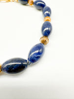 Laden Sie das Bild in den Galerie-Viewer, Gelbgold Armband 585er mit Lapislazuli
