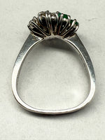 Laden Sie das Bild in den Galerie-Viewer, Ring 585er Gelbgold mit Diamanten und Smaragden
