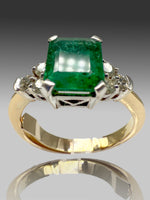 Laden Sie das Bild in den Galerie-Viewer, Ring 750er Gelbgold mit Smaragden und Diamanten
