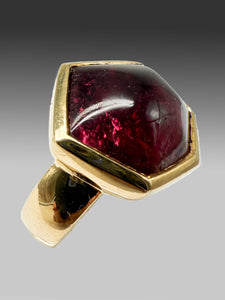 750er Gelbgold Ring mit Turmalin