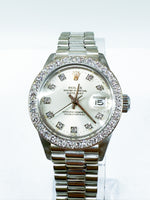 Laden Sie das Bild in den Galerie-Viewer, Rolex Lady-Datejust 69174; 26 mm, 18K Weißgold
