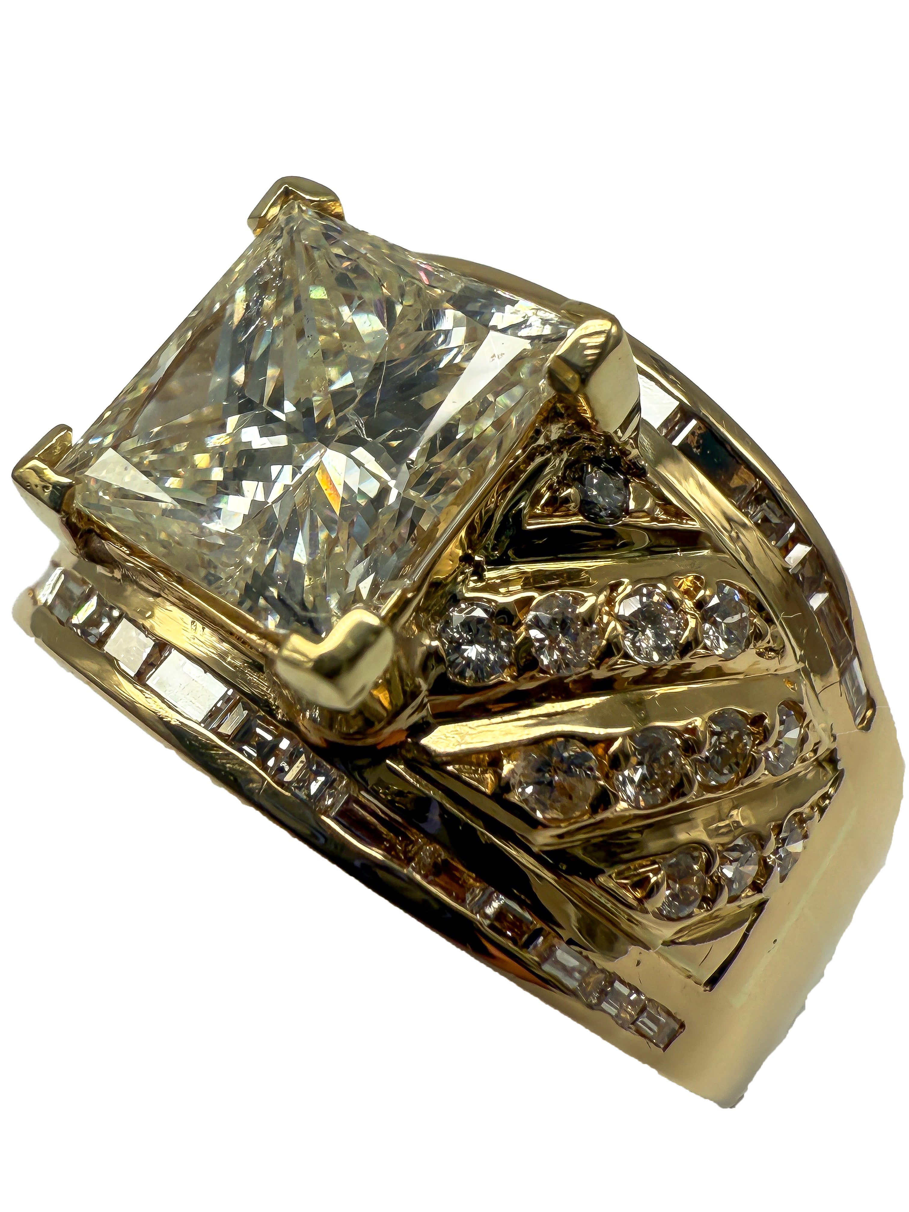 750er Gelbgold Ring mit Diamanten