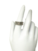 Laden Sie das Bild in den Galerie-Viewer, 750er Weißgold Ring mit Diamanten
