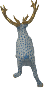 Laden Sie das Bild in den Galerie-Viewer, Herend Porzellan Figur Hirsch Fischernetz Blau 1. Wahl
