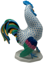Laden Sie das Bild in den Galerie-Viewer, Herend Porzellan Figur Hahn Fischernetz Blau 1. Wahl
