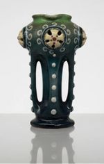 Laden Sie das Bild in den Galerie-Viewer, Antike Amphora Porzellan Vase um 1915 16.5 cm
