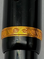 Laden Sie das Bild in den Galerie-Viewer, Montblanc Writers Edition Voltaire Kugelschreiber
