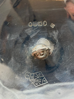 Laden Sie das Bild in den Galerie-Viewer, Antike Glasdose mit Deckel und Teller

