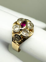 Laden Sie das Bild in den Galerie-Viewer, Gelbgold 585er Ring mit Rubin und Diamanten
