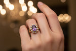 Laden Sie das Bild in den Galerie-Viewer, 750er Gelbgold Ring mit Amethyst und Diamanten
