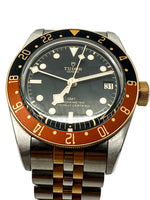Laden Sie das Bild in den Galerie-Viewer, Tudor Black Bay GMT Stahl / Gold Automatik Herrenuhr M79833MN-0001

