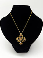 Laden Sie das Bild in den Galerie-Viewer, Halskette aus 585er Gelbgold mit Diamanten und Saphire
