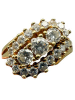 Laden Sie das Bild in den Galerie-Viewer, 585er Gelbgold Ring mit Diamanten
