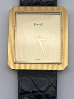 Laden Sie das Bild in den Galerie-Viewer, Piaget
