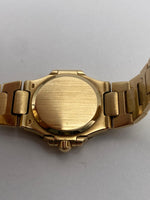 Laden Sie das Bild in den Galerie-Viewer, Patek Philippe Nautilus 18K 4700/3J-051
