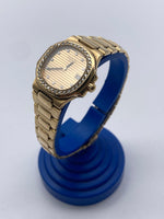 Laden Sie das Bild in den Galerie-Viewer, Patek Philippe Nautilus 18K 4700/3J-051
