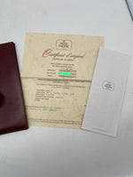 Laden Sie das Bild in den Galerie-Viewer, Patek Philippe Nautilus 18K, Lady Watch, Ref. 4700/001
