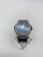 Laden Sie das Bild in den Galerie-Viewer, Hublot Classic Fusion Blue, Ref. 542.NX.7170.RX
