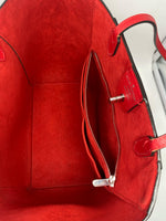 Laden Sie das Bild in den Galerie-Viewer, Louis Vuitton Lockme Cabas Rubis, FL 2136, inkl. Beleg
