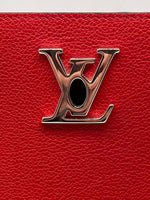 Laden Sie das Bild in den Galerie-Viewer, Louis Vuitton Lockme Cabas Rubis, FL 2136, inkl. Beleg
