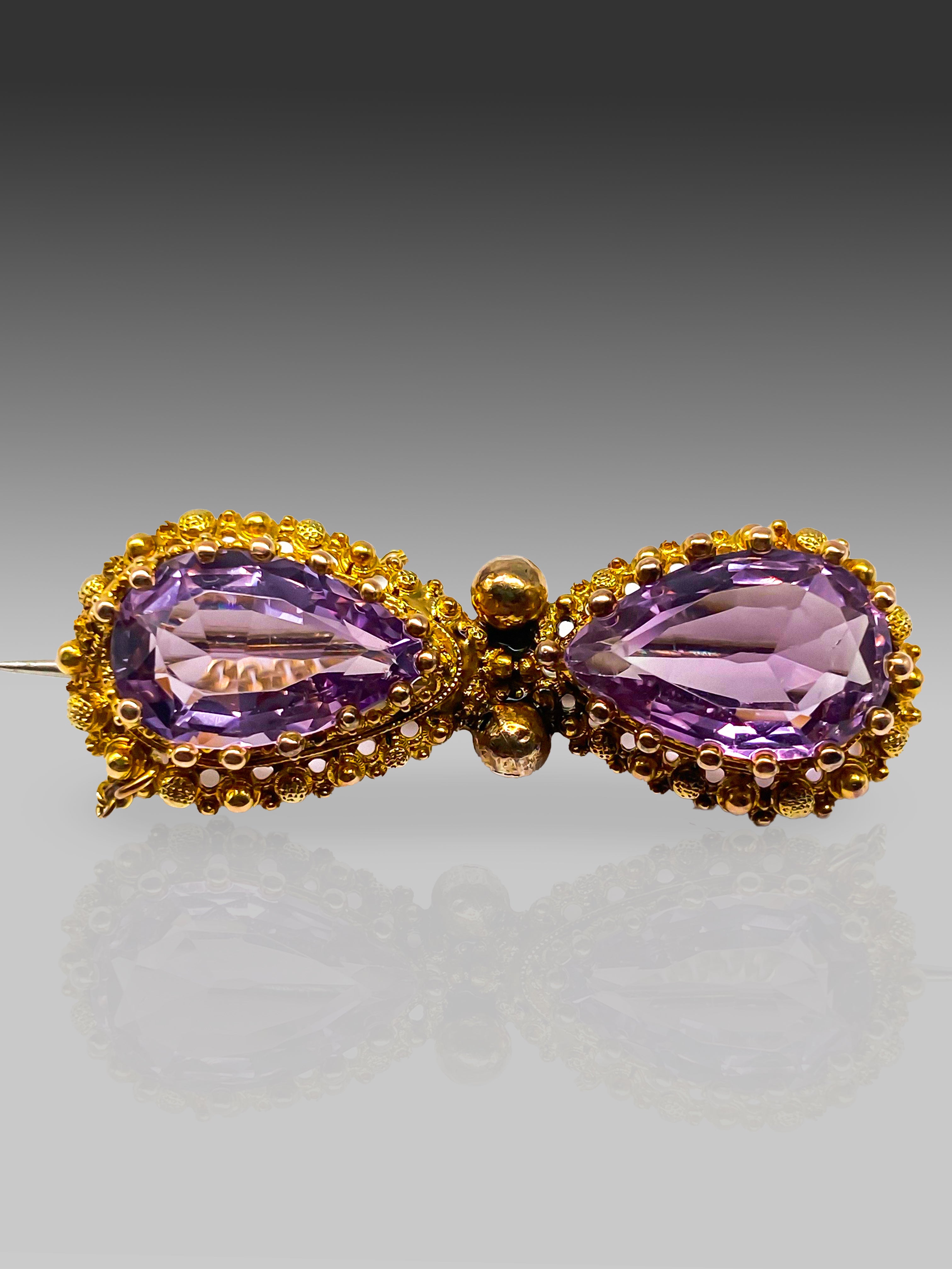 750er Gelbgold Brosche, Amethyst