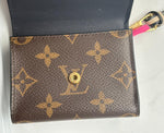 Laden Sie das Bild in den Galerie-Viewer, Louis Vuitton Monogram Portemonnaie
