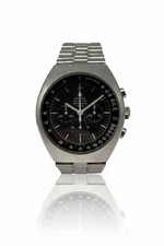 Laden Sie das Bild in den Galerie-Viewer, Omega Speedmaster Mark II Armbanduhr
