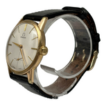 Laden Sie das Bild in den Galerie-Viewer, Vintage Omega Armbanduhr mit Lederarmband Gold
