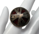 Laden Sie das Bild in den Galerie-Viewer, Antiker Silber 925 Ring mit rotem Stein 12.2 g
