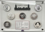 Laden Sie das Bild in den Galerie-Viewer, 2022 Wall Street Silver Collection 7 × 1 oz Silber – vergoldet &amp; platiniert
