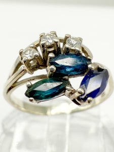 Ring 333er Weißgold mit Diamanten und Saphir