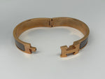 Laden Sie das Bild in den Galerie-Viewer, Hermes Armreif 585 Gold 83.8 g
