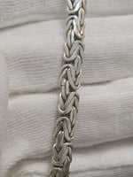 Laden Sie das Bild in den Galerie-Viewer, Silbernes Byzantinisches Armband - Königketten Armband

