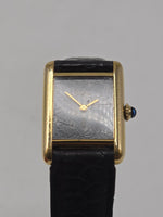 Laden Sie das Bild in den Galerie-Viewer, Cartier "Must de Cartier" Tank Vermeil, Ref. 25705, Handaufzug
