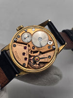 Laden Sie das Bild in den Galerie-Viewer, Vintage Omega Referenz 14713 - 2
