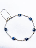 Laden Sie das Bild in den Galerie-Viewer, Platin Armband 950er mit mini Perlen und Stein
