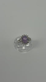 Laden und Abspielen von Videos im Galerie-Viewer, Weißgold Ring mit Amethyst und Diamanten
