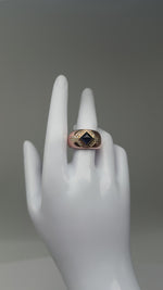 Laden und Abspielen von Videos im Galerie-Viewer, Ring 585er Gelbgold mit Saphir und Diamanten
