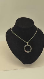 Laden und Abspielen von Videos im Galerie-Viewer, Bulgari Halskette mit Diamanten 750er Weißgold
