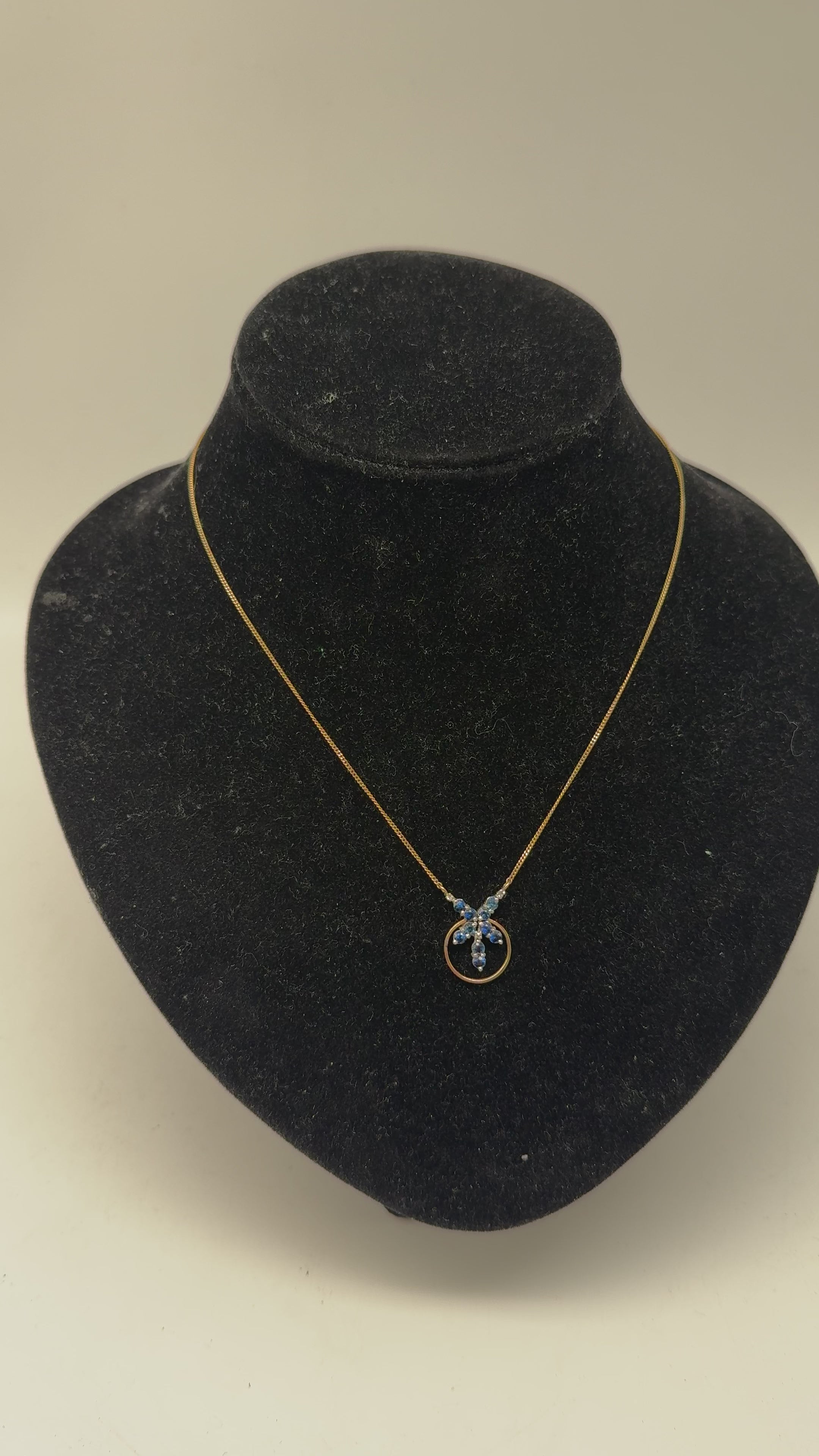 Gold Halskette mit Saphir und Diamanten 585er