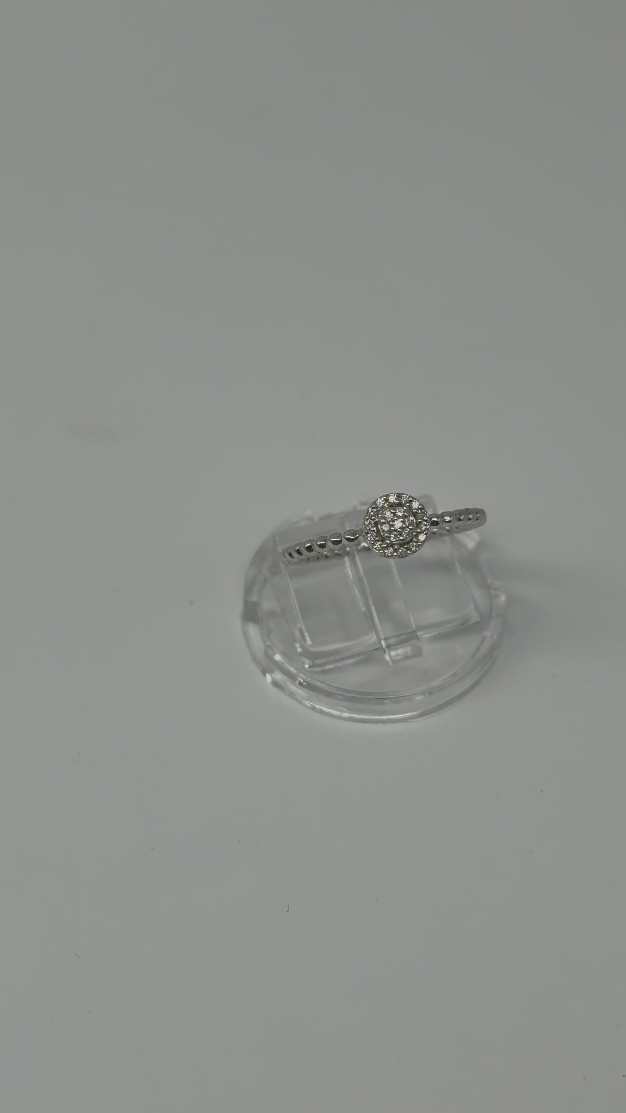 750er Weißgold Ring mit Diamanten