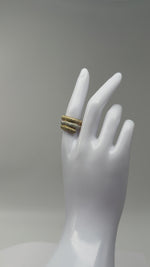 Laden und Abspielen von Videos im Galerie-Viewer, 585er Gelbgold und Weißgold Ring mit Diamanten
