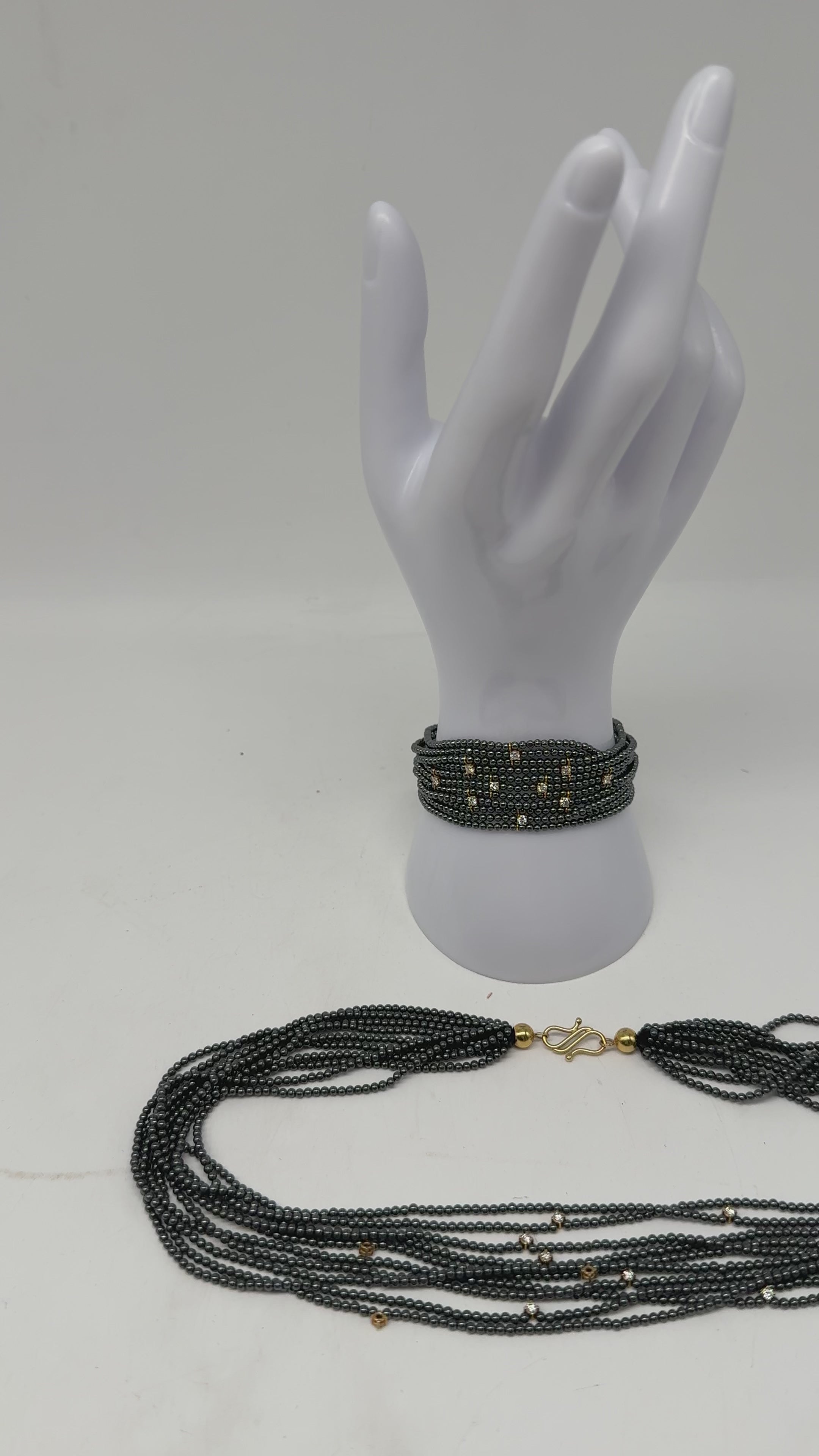 Armband und Halsketten Set mit Tahit-Perlen und Diamanten