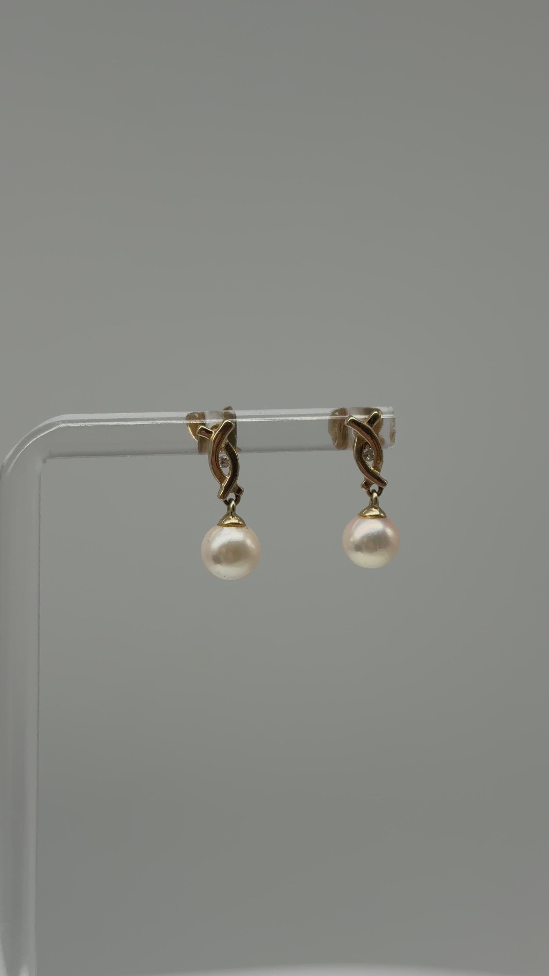 585er Gelbgold Ohrringe mit Perlen und kleinen Diamanten