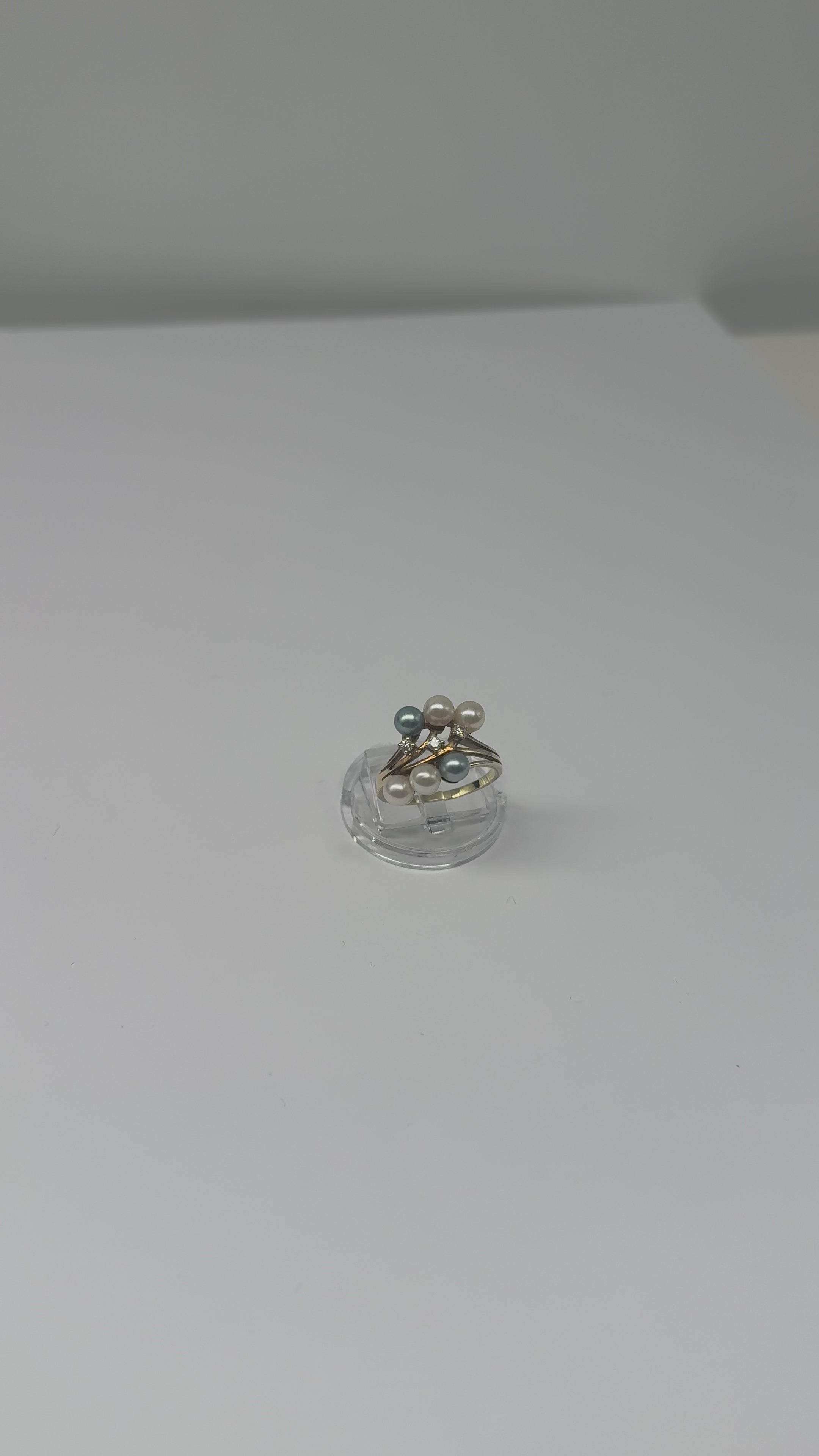 585er Gelbgold Ring mit Perlen und Diamanten