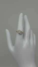 Laden und Abspielen von Videos im Galerie-Viewer, 585er Gelbgold Ring mit Diamanten
