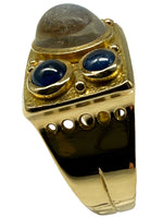 Laden Sie das Bild in den Galerie-Viewer, 18K Gelbgold Ring mit Kristall und Saphir
