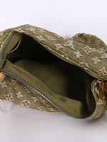 Laden Sie das Bild in den Galerie-Viewer, LOUIS VUITTON GREEN MONOGRAM DENIM BAGGY GM
